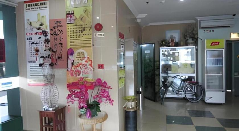 Hotel Hung Hung Kuching Exterior foto